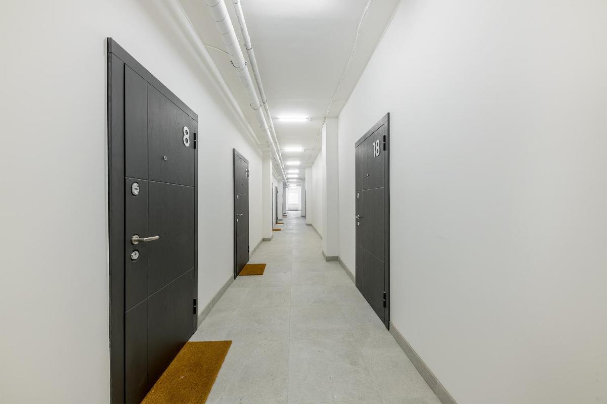 Airport Apartment 28 Self Check-In Parking Free - Housity