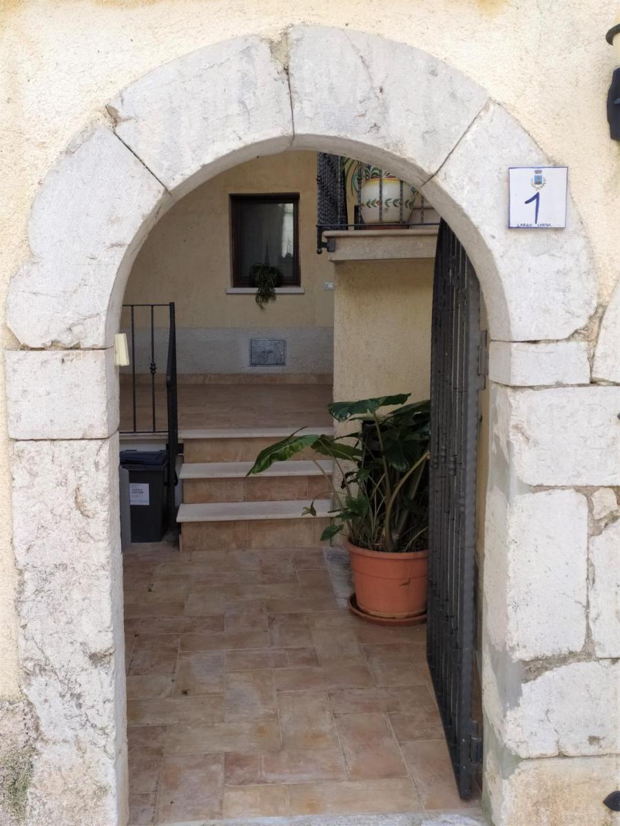 Casa Largo Chiesa - Housity