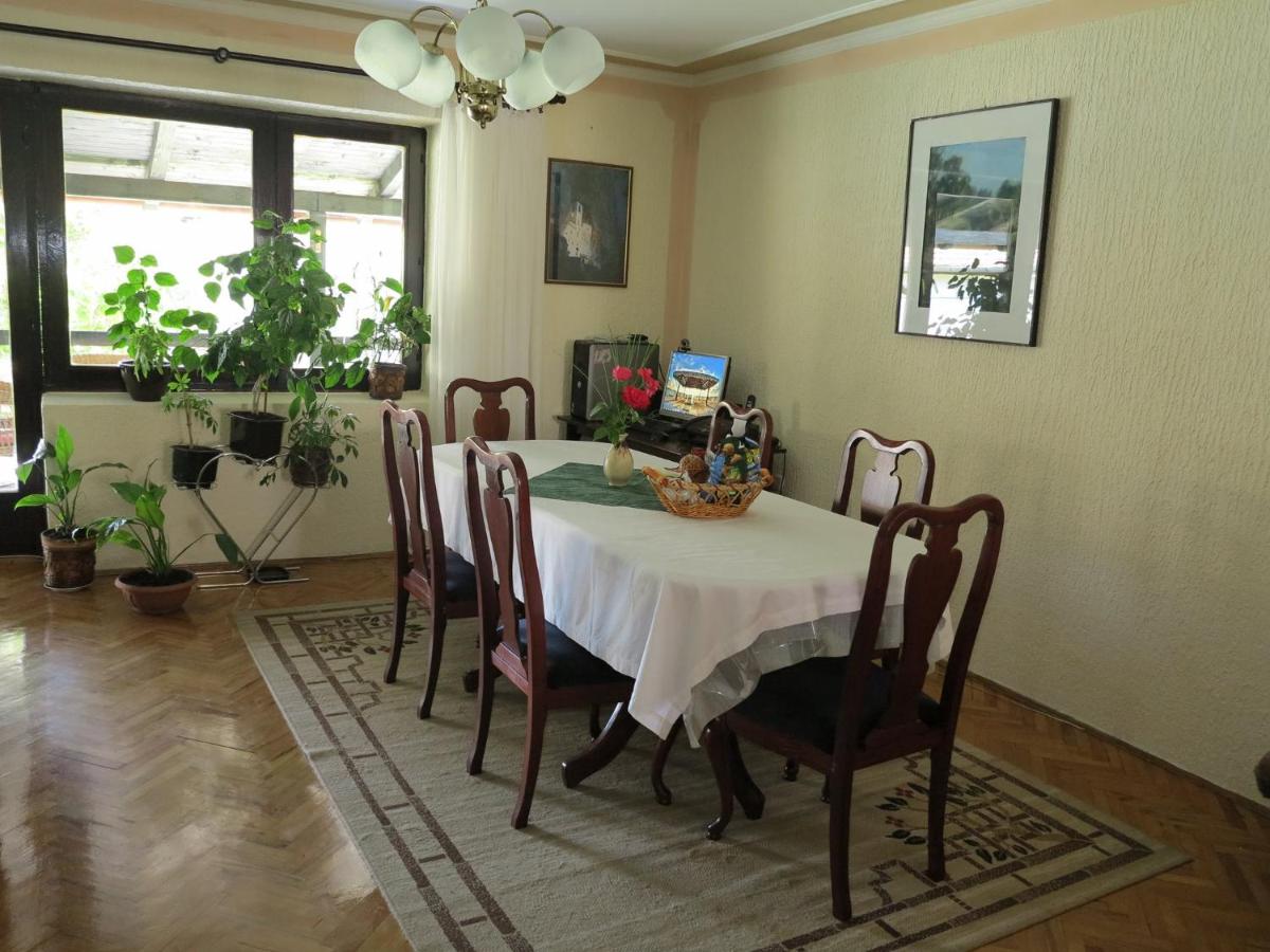 LAVRNIĆ - Housity
