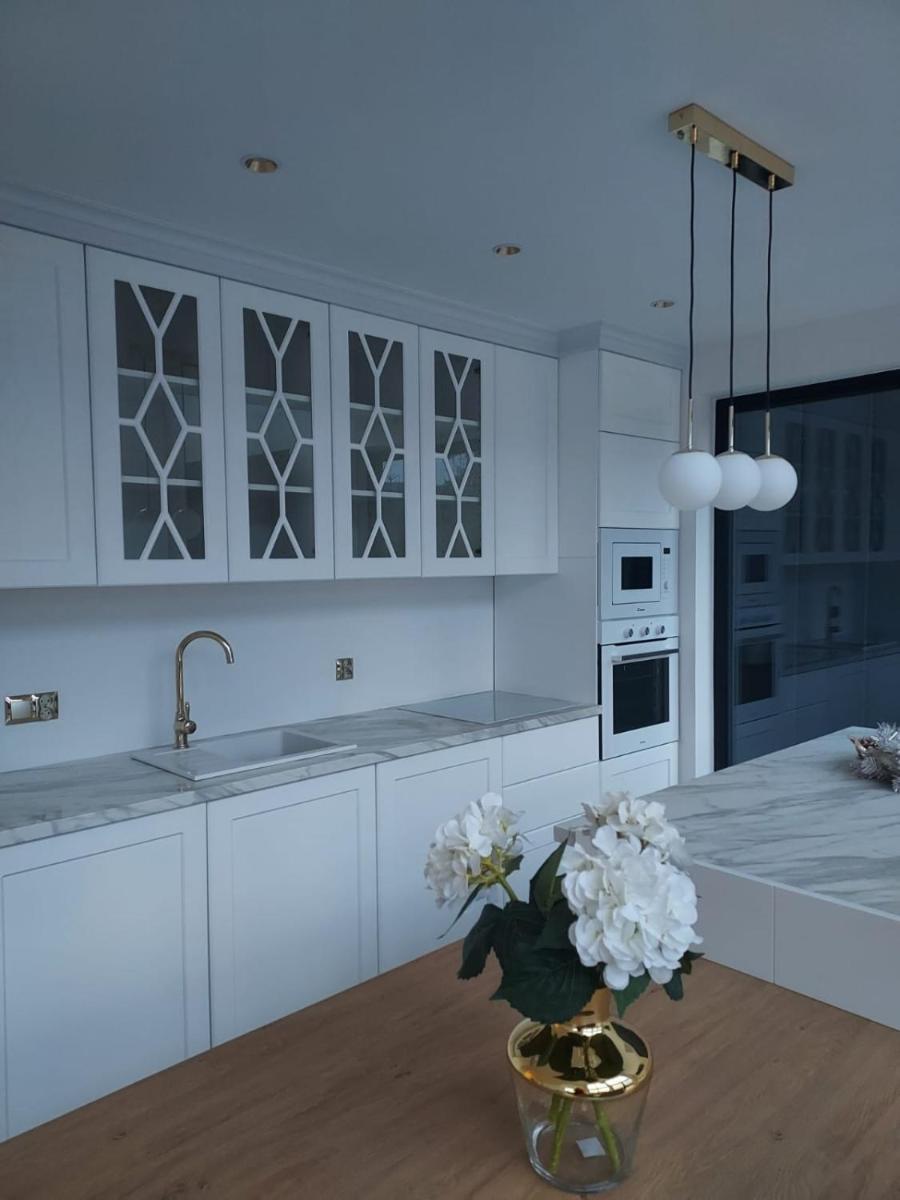 Black Diamonds Hill - Housity