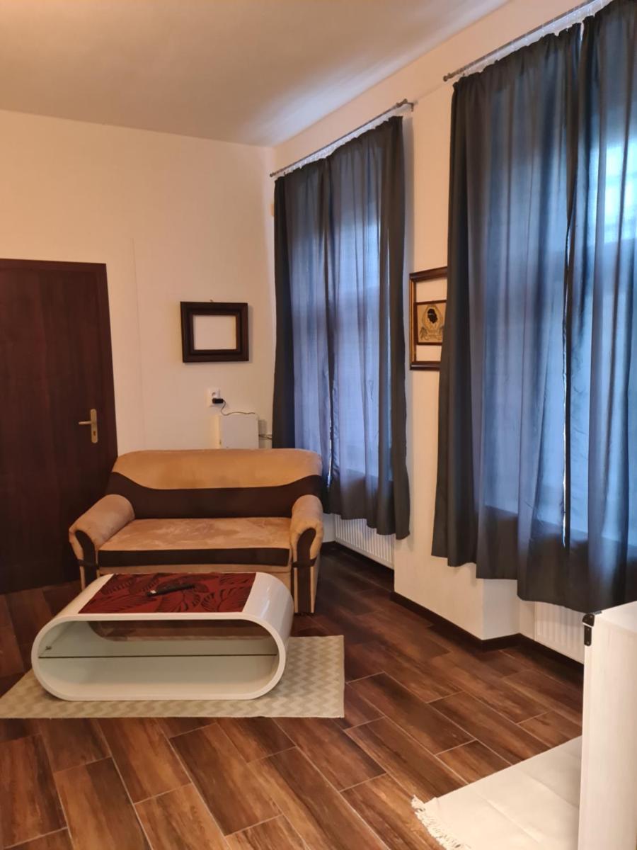 La Casa Rosa - Housity