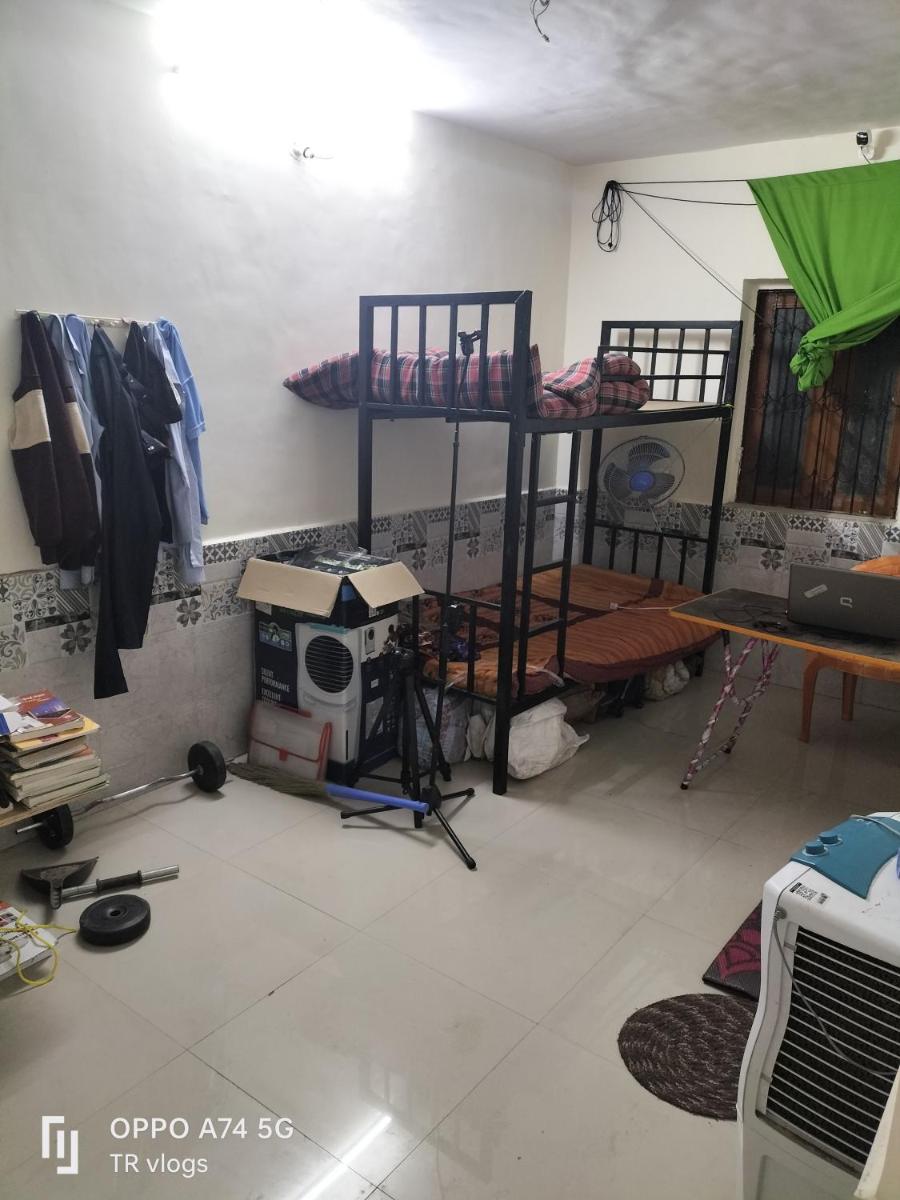 single personal room sharing Kalyan railway station - Housity