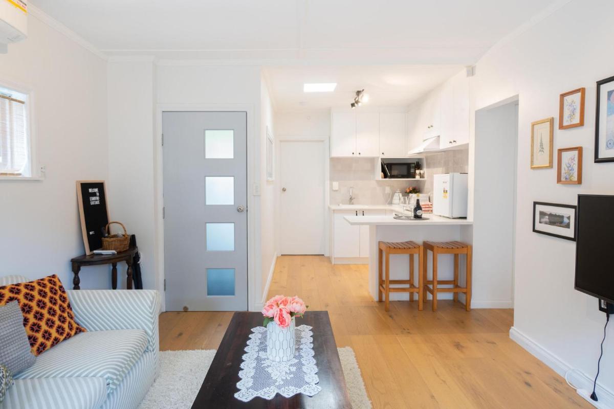 Edmund Cottage - Housity