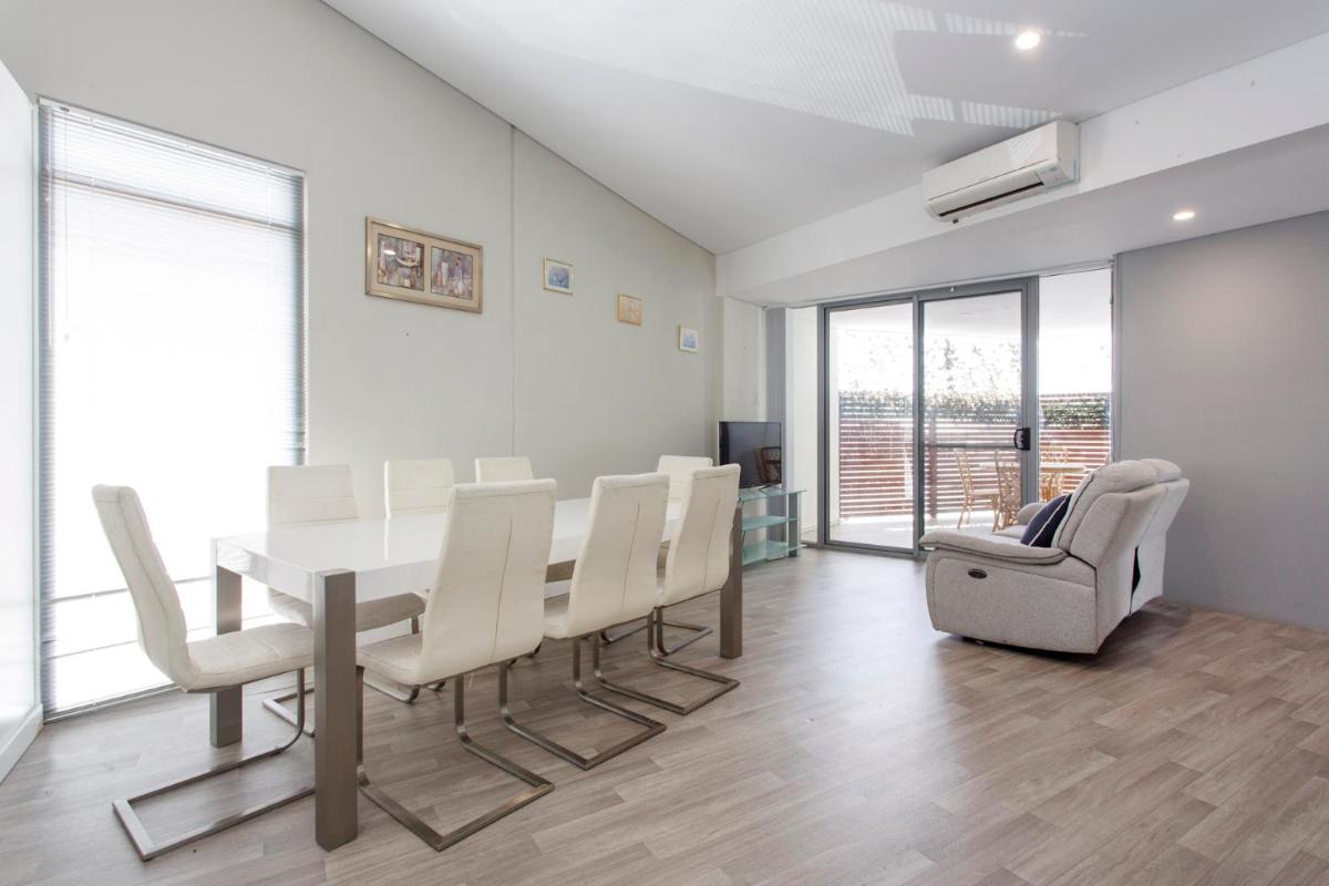 Waverley apartment F-two bedrooms wifi available - Housity