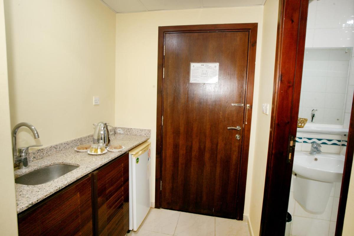 Al Azhar Nuzhah Hotel - Housity