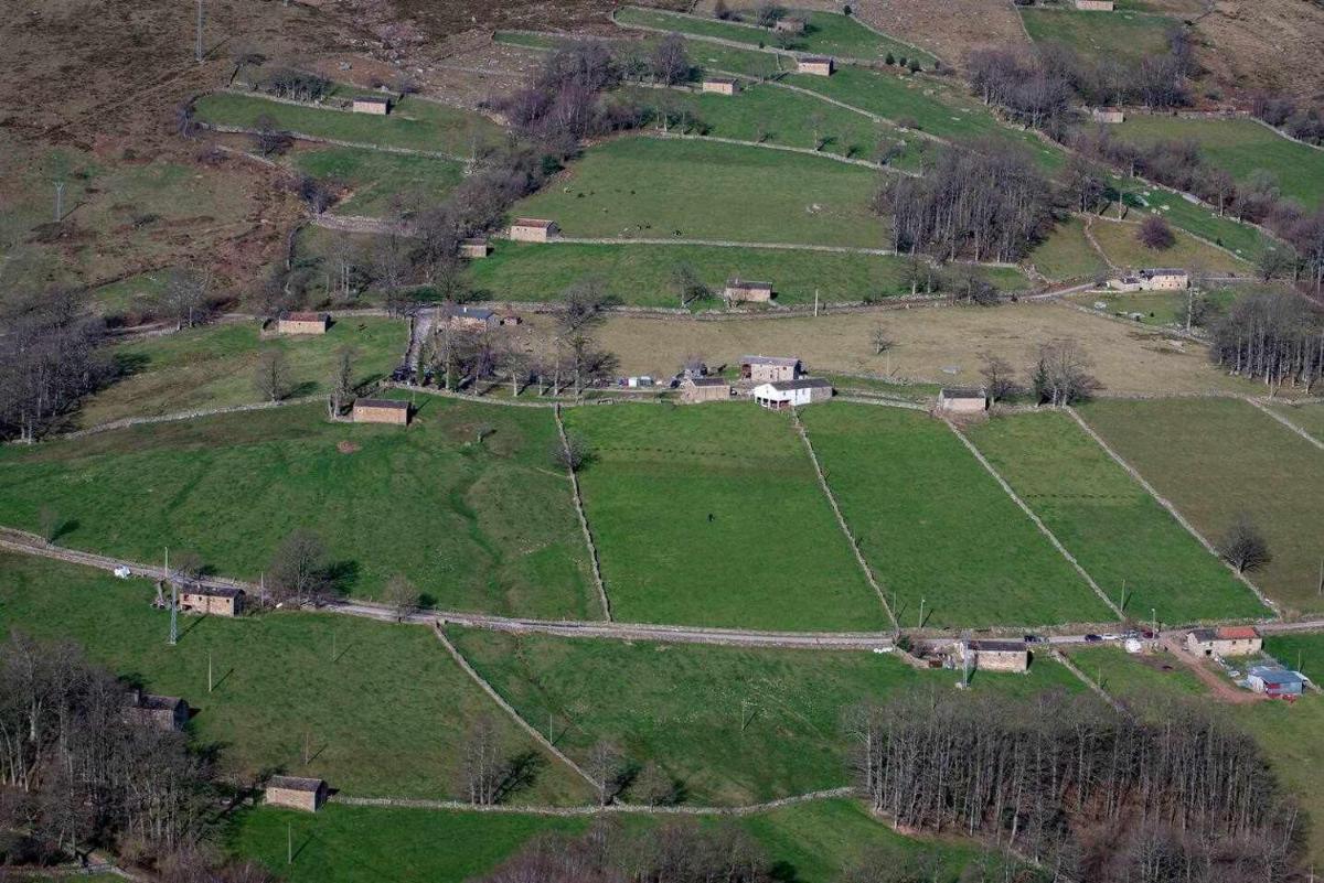 Cabaña Pasiega Las Suertes - Housity