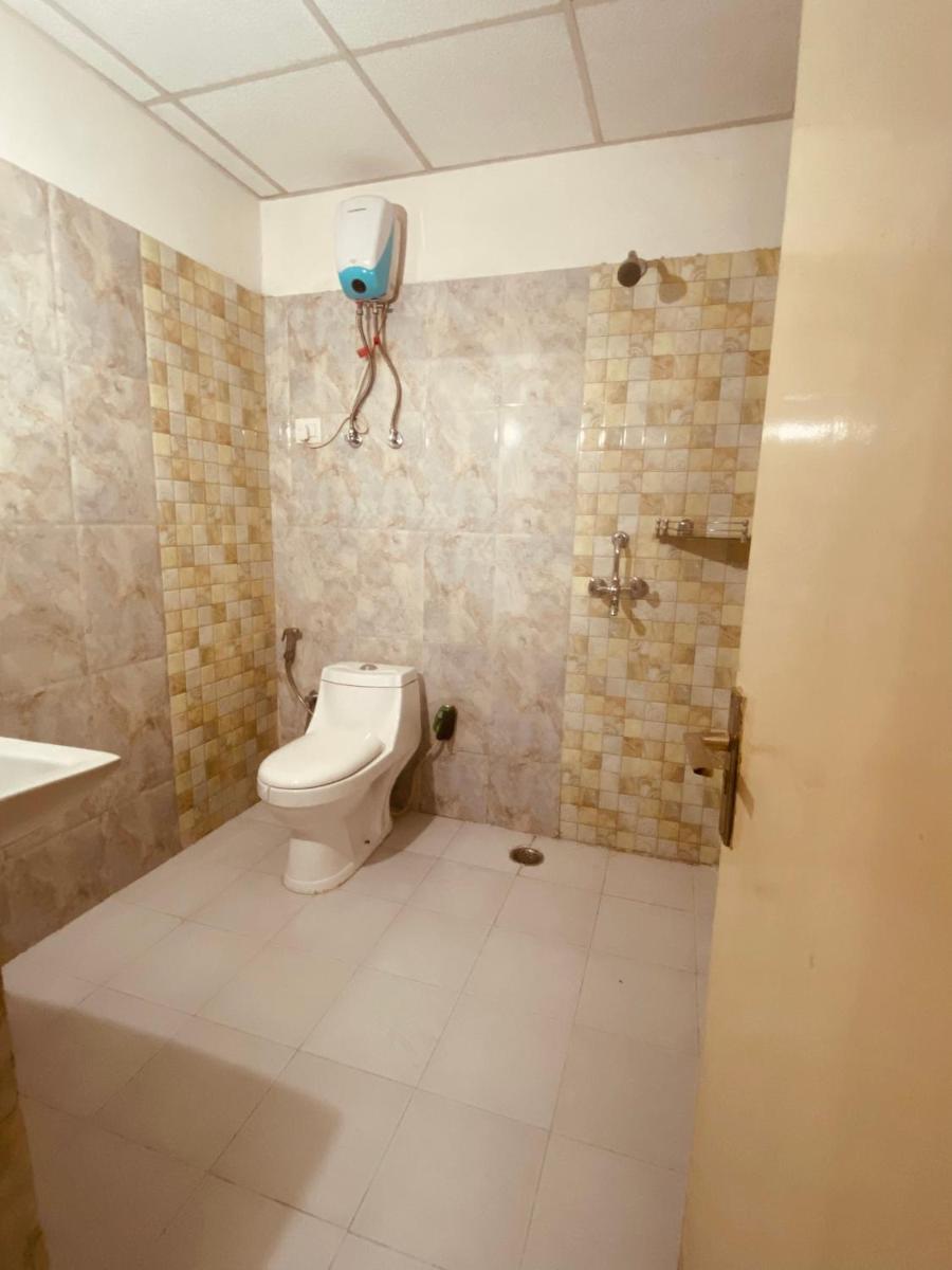 Condo apartment with 3 bedrooms - Housity