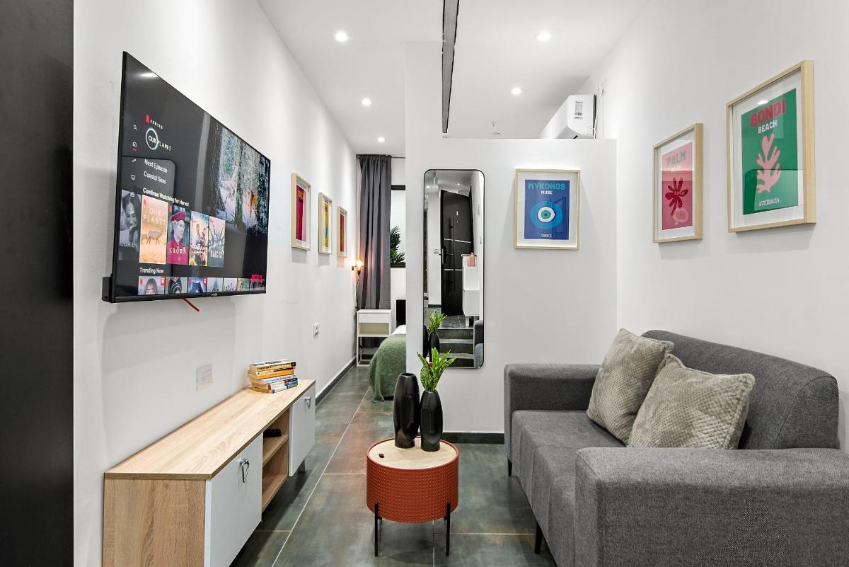 Suitetrails - Renovated apt on Frishman beach with Bomb Shelter M8