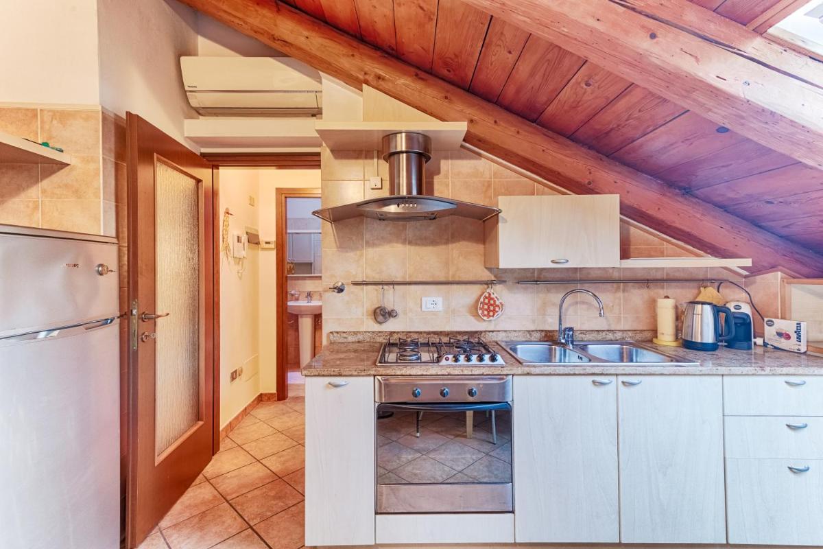 GuestHost - Trieste Loft Central Apartment - Hizvo