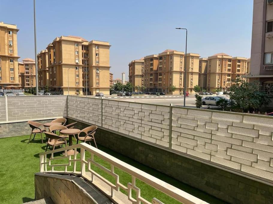 Lovely 3 bedroom ground floor flat. Private garden - Housity