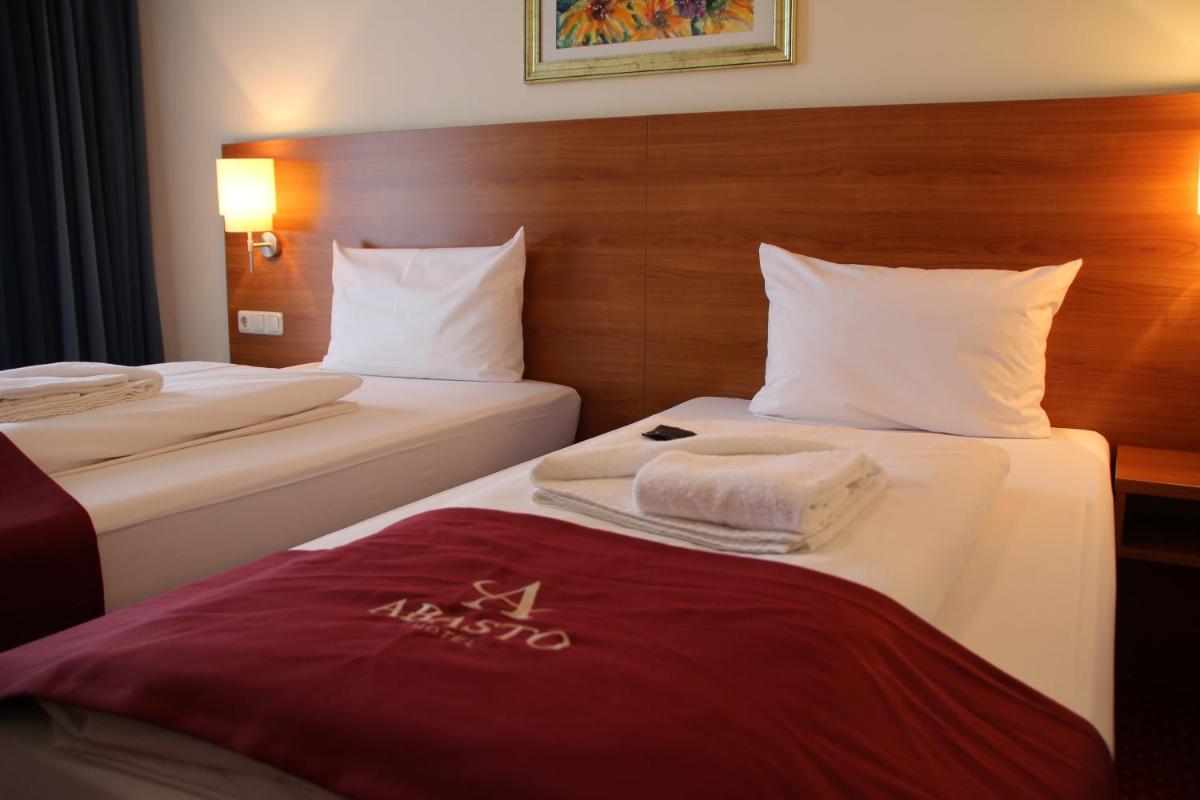 Abasto Hotel Eichenau - Housity