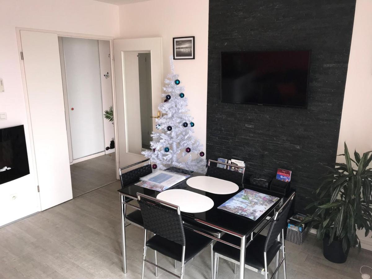 DISNEYLAND PARIS/VAL 2 APART' - Housity