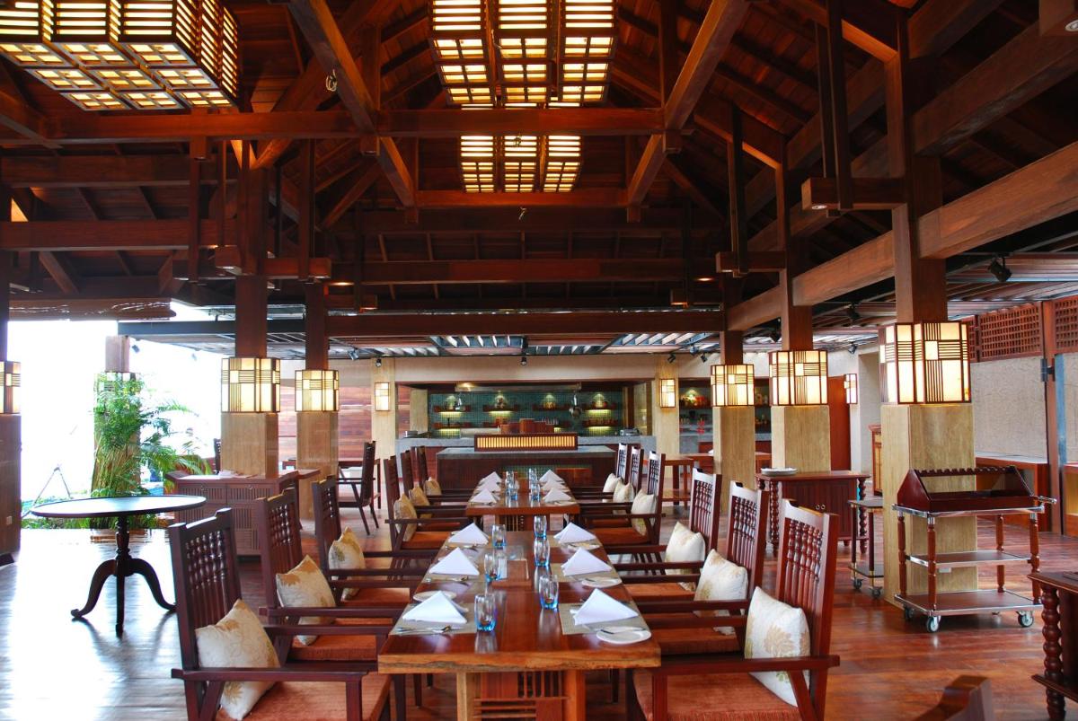 Yalong Bay Earthly Paradise Birds Nest Resort （Mountain Villas) - Housity