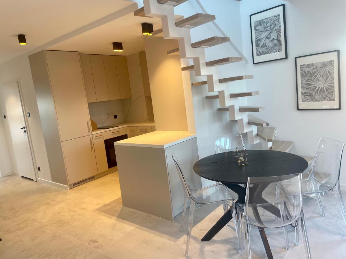 Franki House - Housity