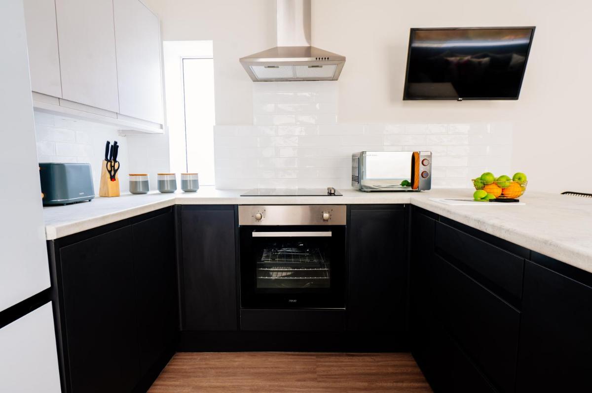 35a Howard Gardens - Cardiff City Centre - Hizvo