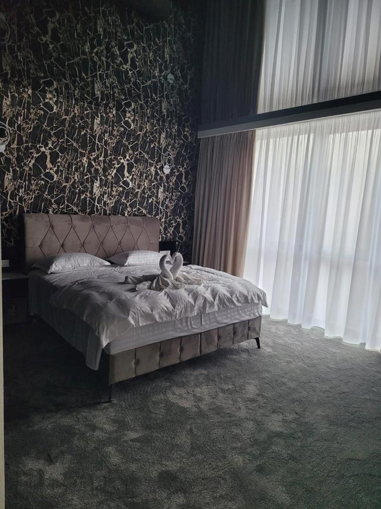 Hotel Avantaj - Housity