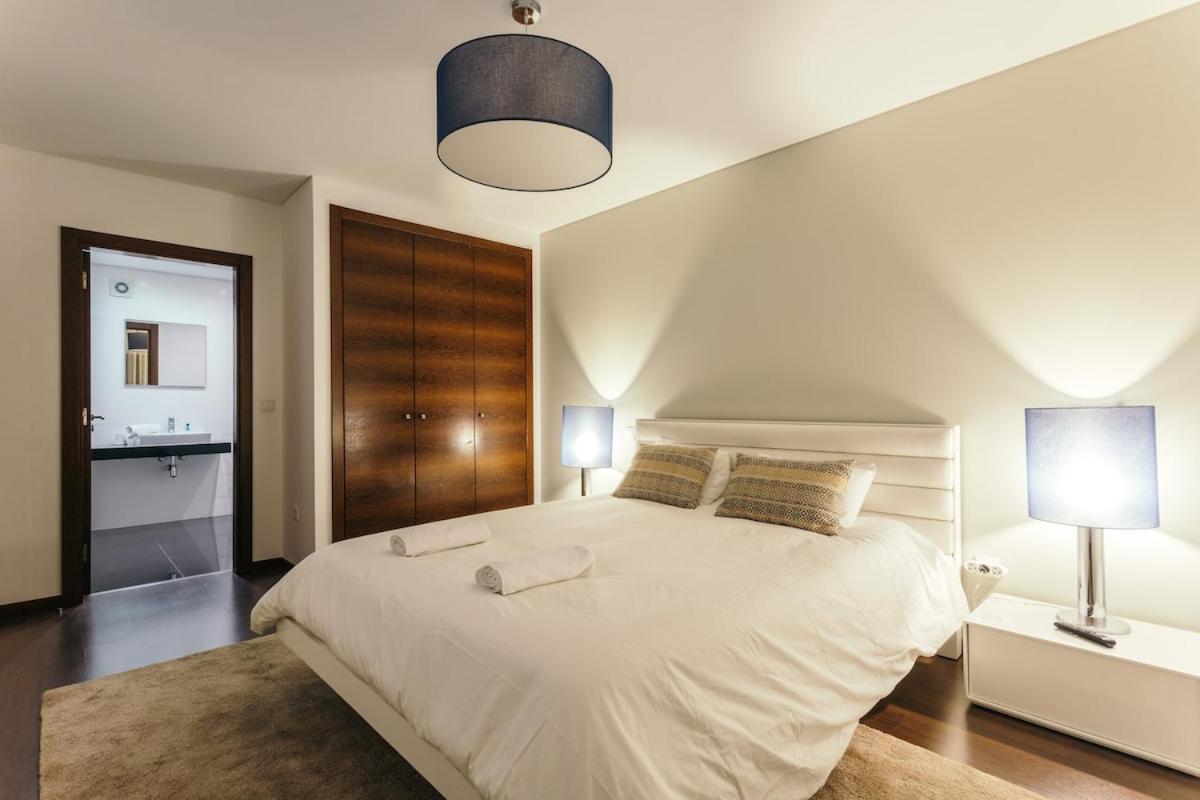 Best Houses 23: Stunning Apartment, Great Location - Housity