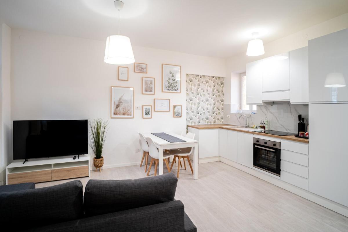 Dorderio 41 - private parking and self check-in - Housity