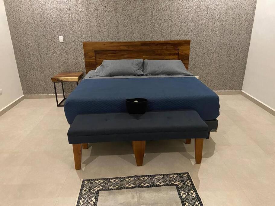 Residencia Encinos, Nueva con oficina y asador - Housity