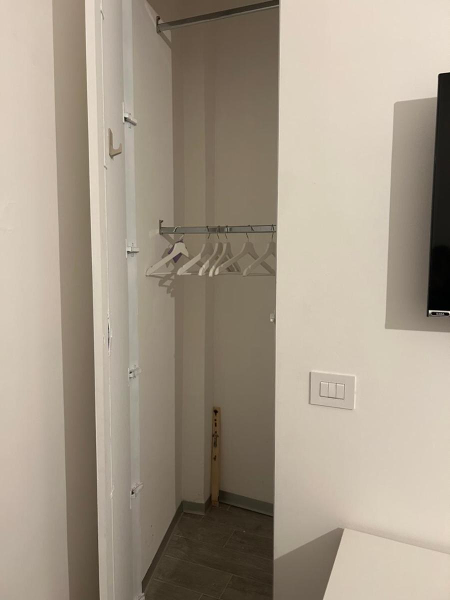 Suite of Dreams - Housity