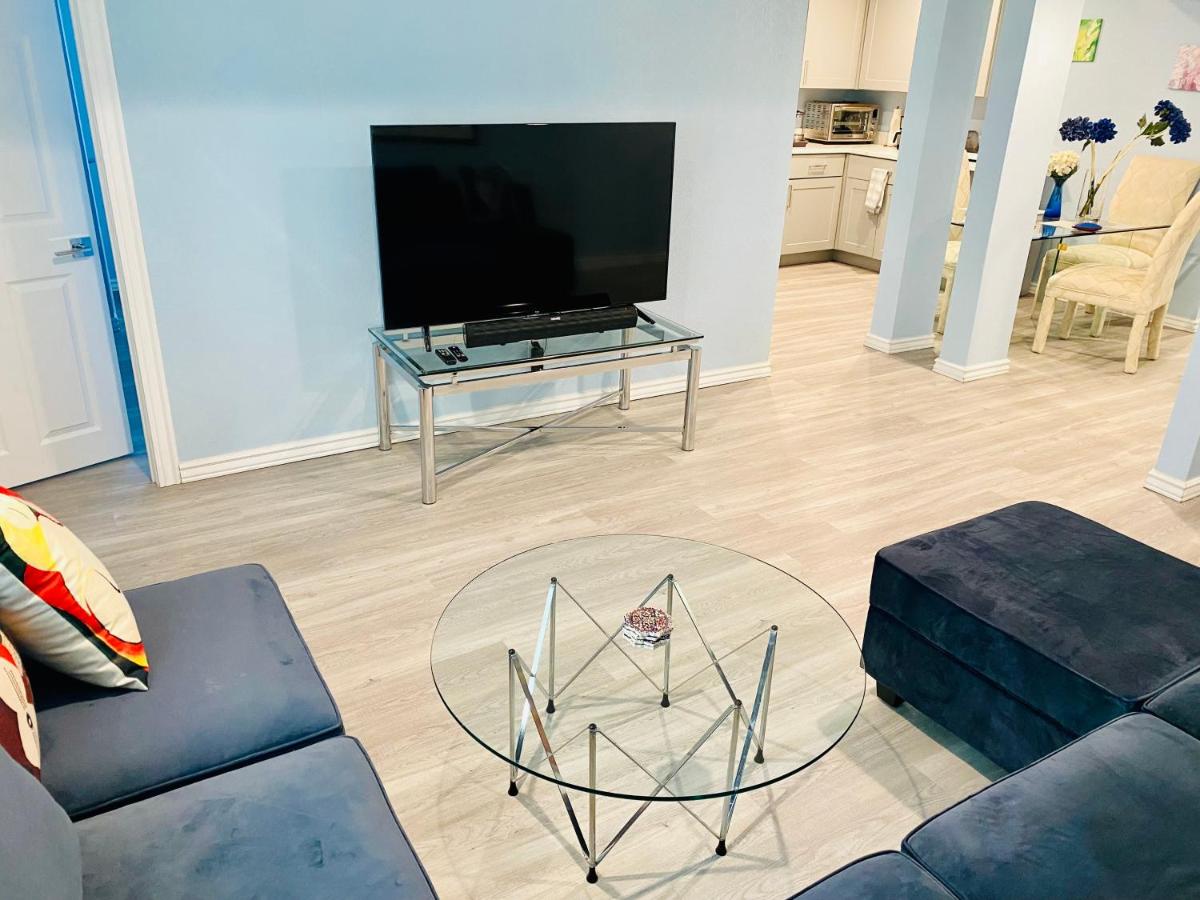 Artsy home by Air Force Academy with office space - Housity