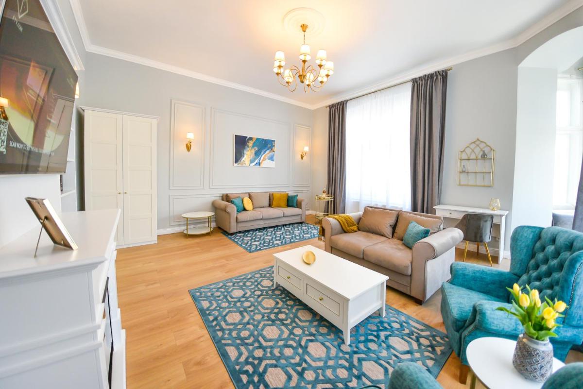 Victoria's Old Town Deluxe Apartment - Housity