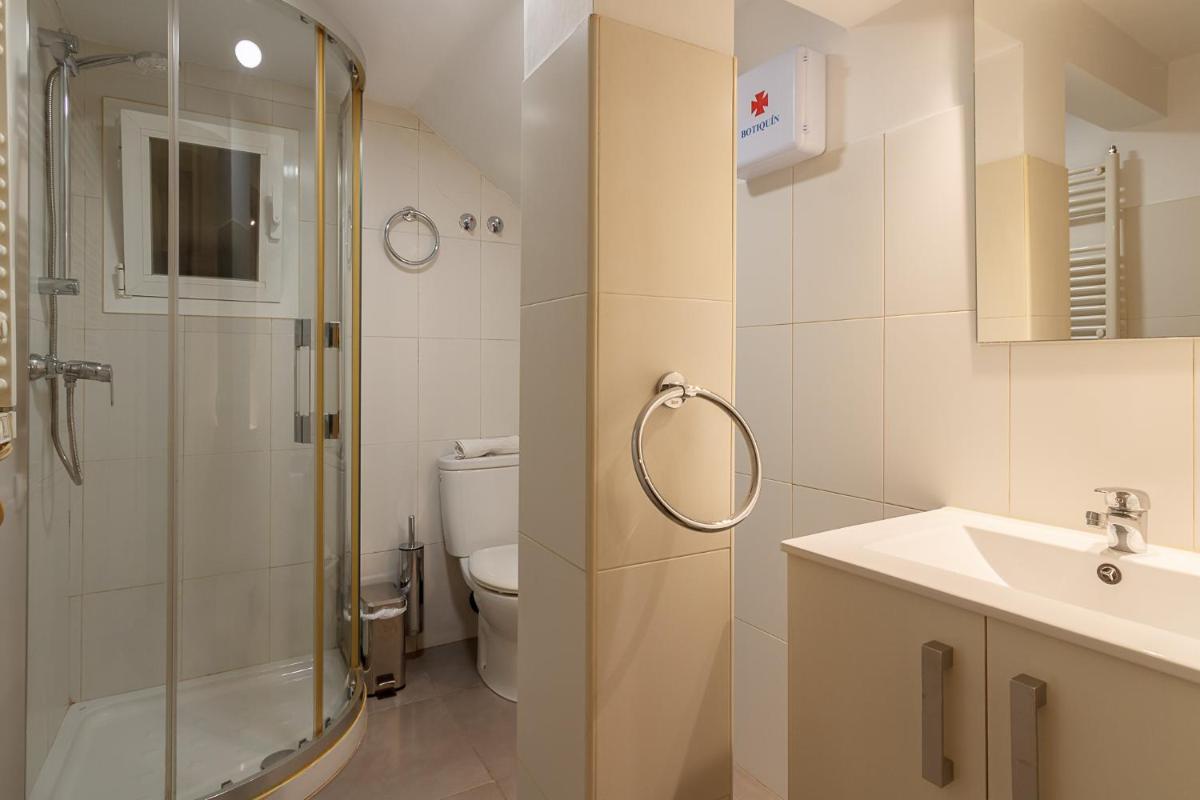 Konporte, Vivienda Turística Renovada con Wifi y Garaje - Housity