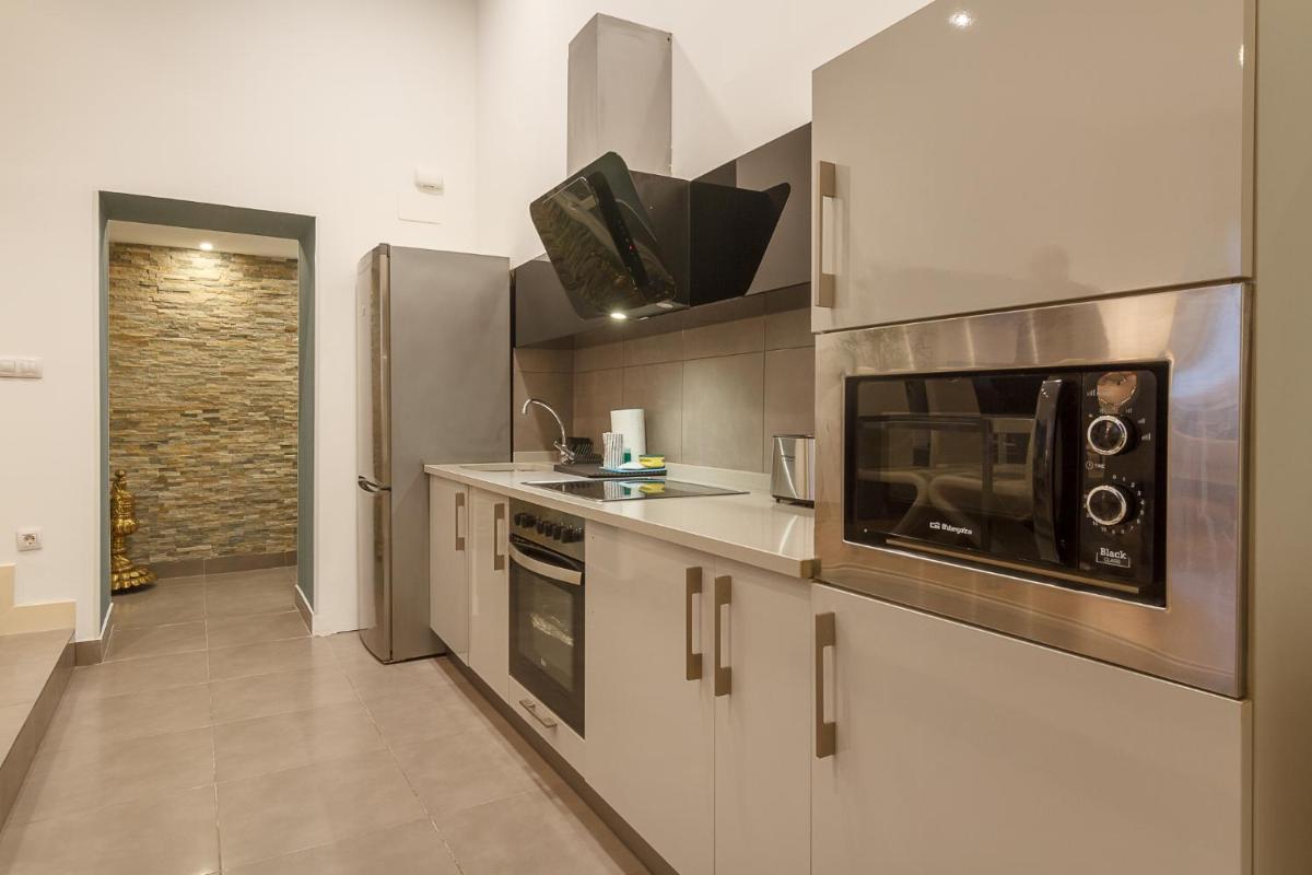 Konporte, Vivienda Turística Renovada con Wifi y Garaje - Housity