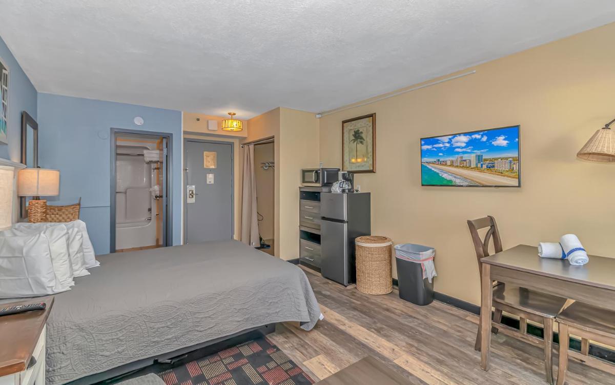 Unit 606 at Sun N Sand Resort - Housity