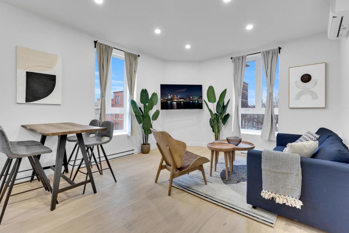 Deluxe Suites Downtown Montreal - Housity