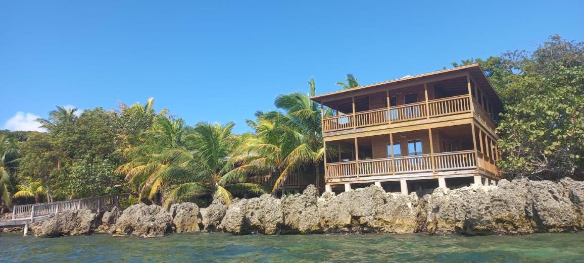 Suitetrails - Villa on the Rocks-saint helene