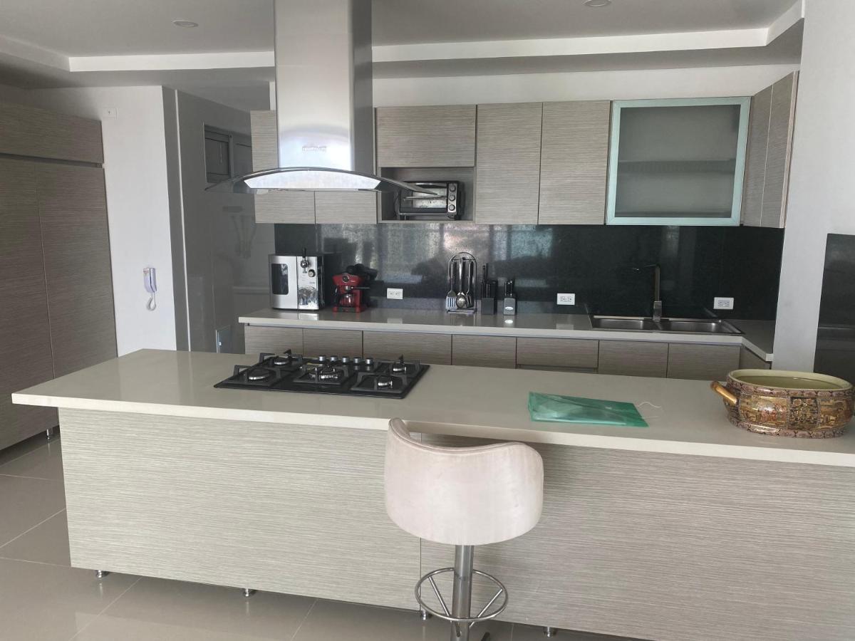Apartamento High tower barranquilla - Housity