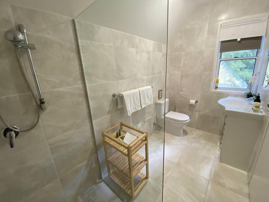 Puddleduck Cottage at Maleny - Housity