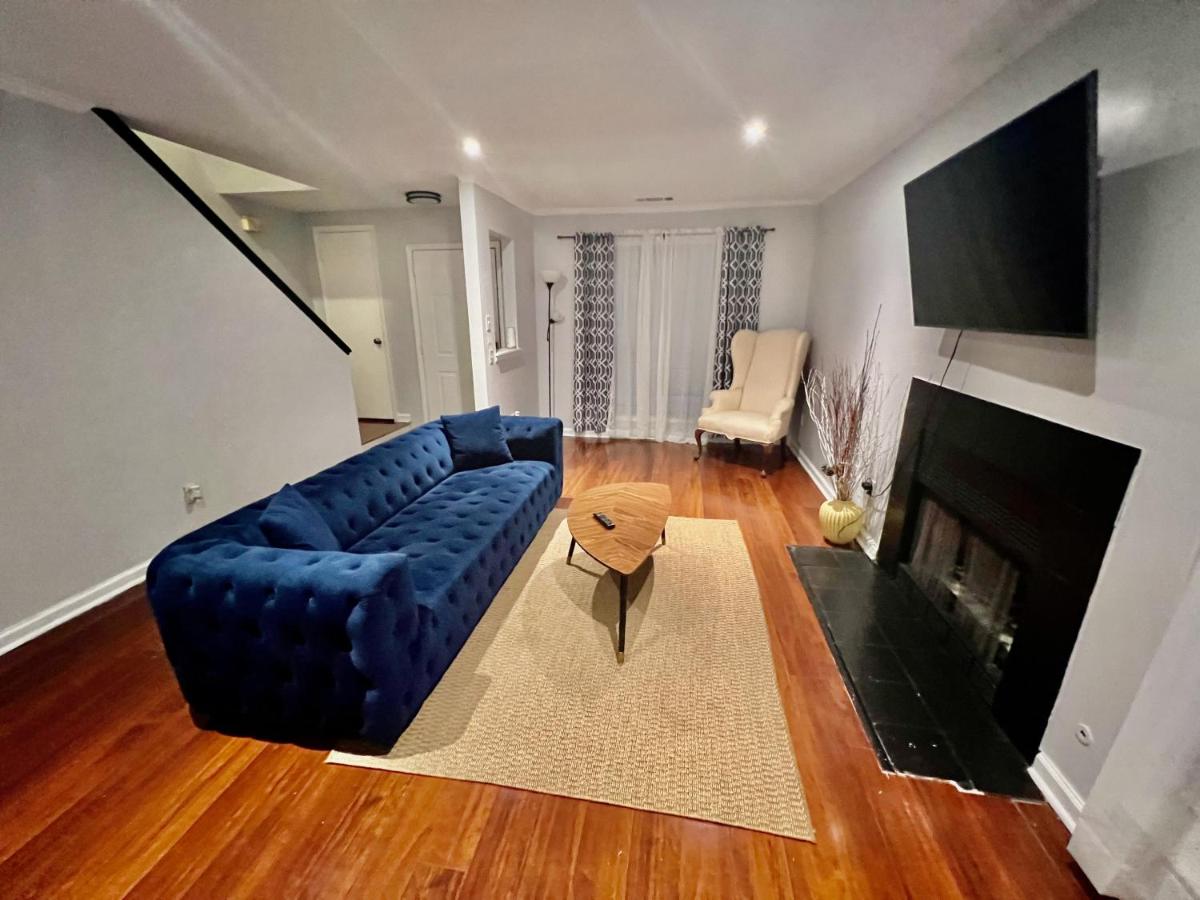 Cozy Town House In Clarkston - Housity