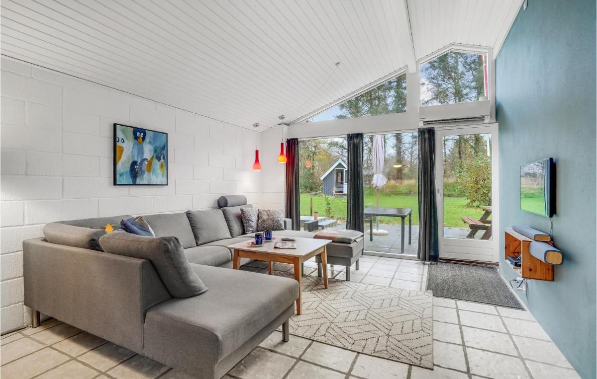 Pet Friendly Home In Spøttrup With Wifi - Housity