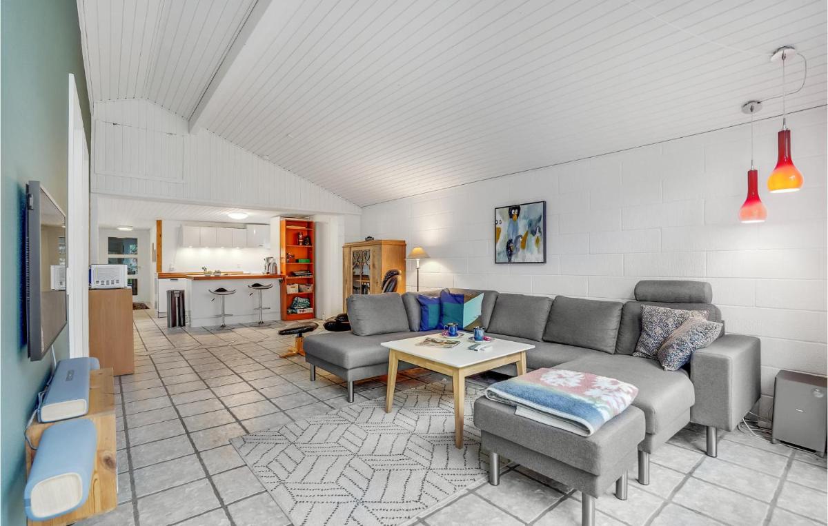Pet Friendly Home In Spøttrup With Wifi - Housity