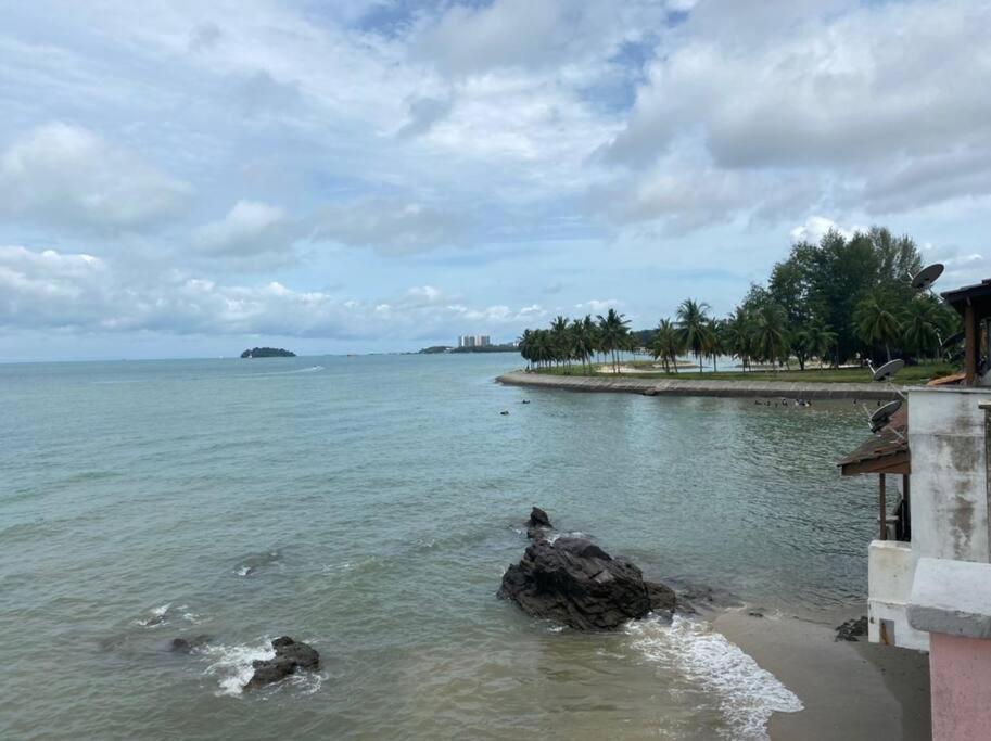 Seaview Holiday home - Housity
