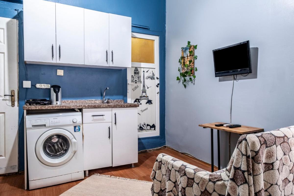 Cozy and Central Studio Flat in Beyoglu - Housity