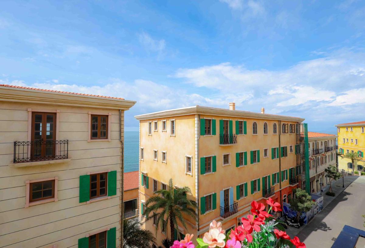 Rose Hotel Phú Quốc Free Hon Thom Island Waterpark Cable Car 31-12-2024 - Housity