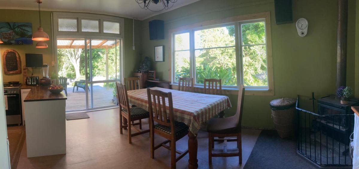 Okato Homestay - Housity