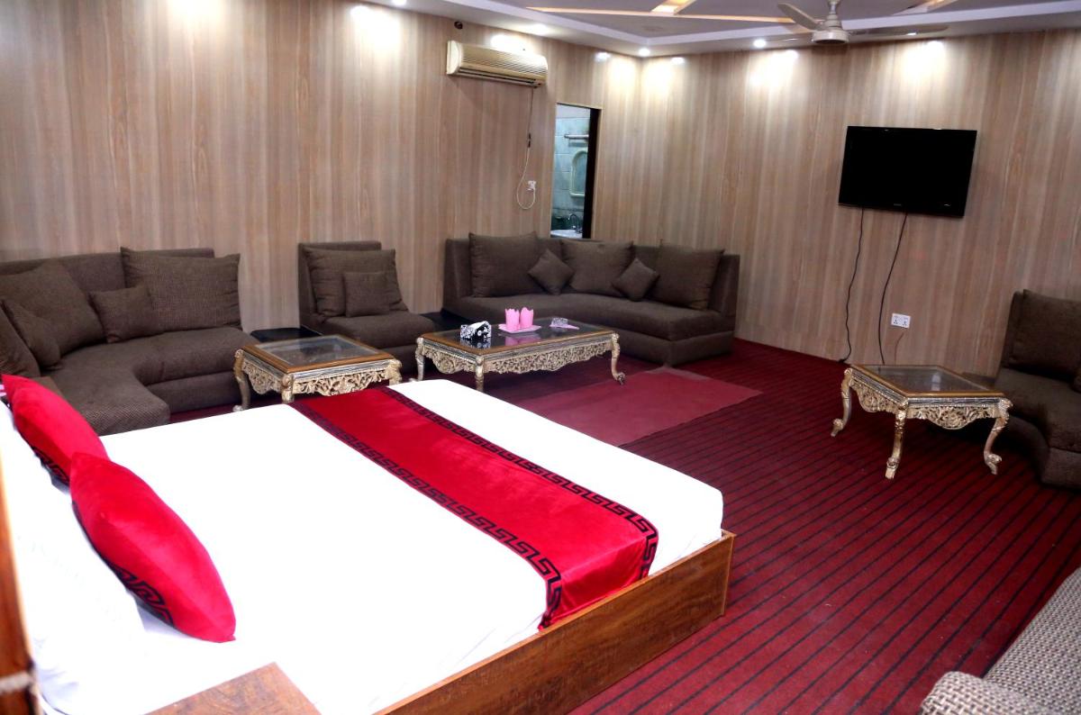 Sapphire Inn Motel Lahore - Housity