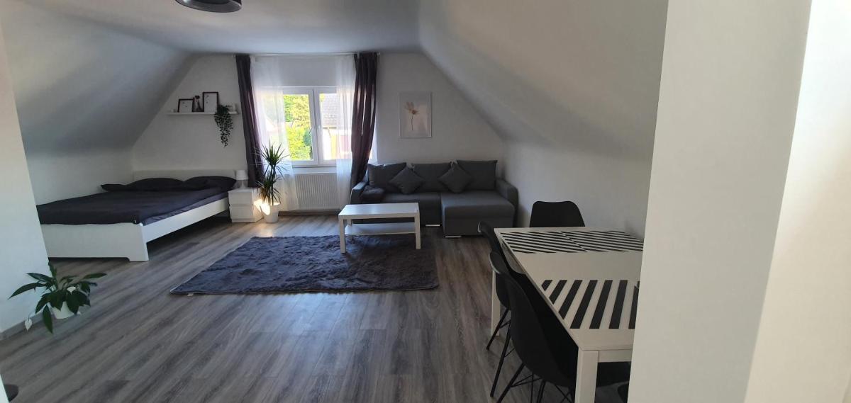 Bonn/Königswinter ferienwohnung - Housity