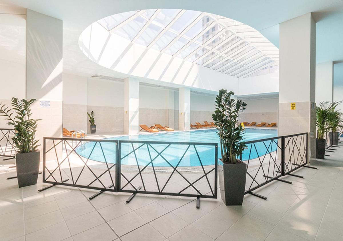 Suitetrails - Oak Sky Apartment Spa & Fitness