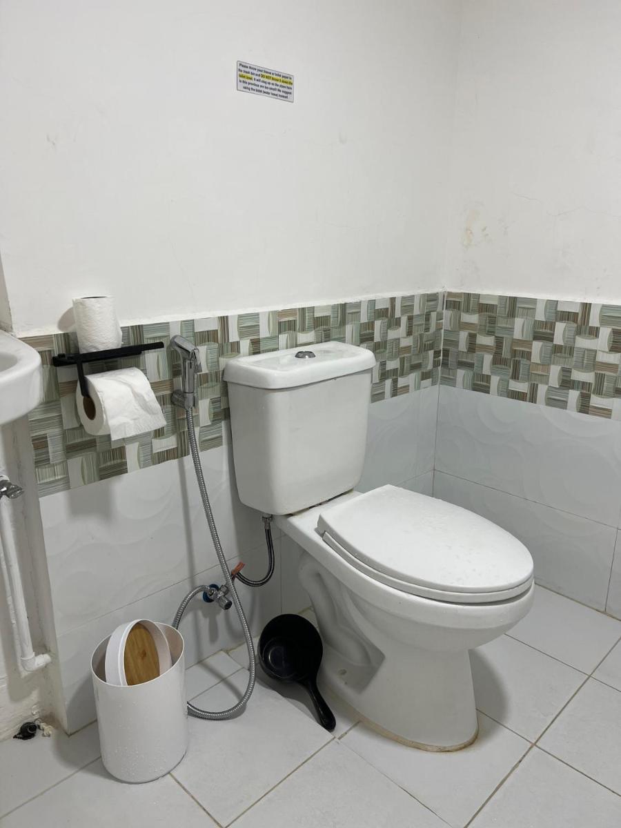GCASH - Taal cozy private homestay with PRIVATE attached bathroom in General Trias - Pink Room - Housity