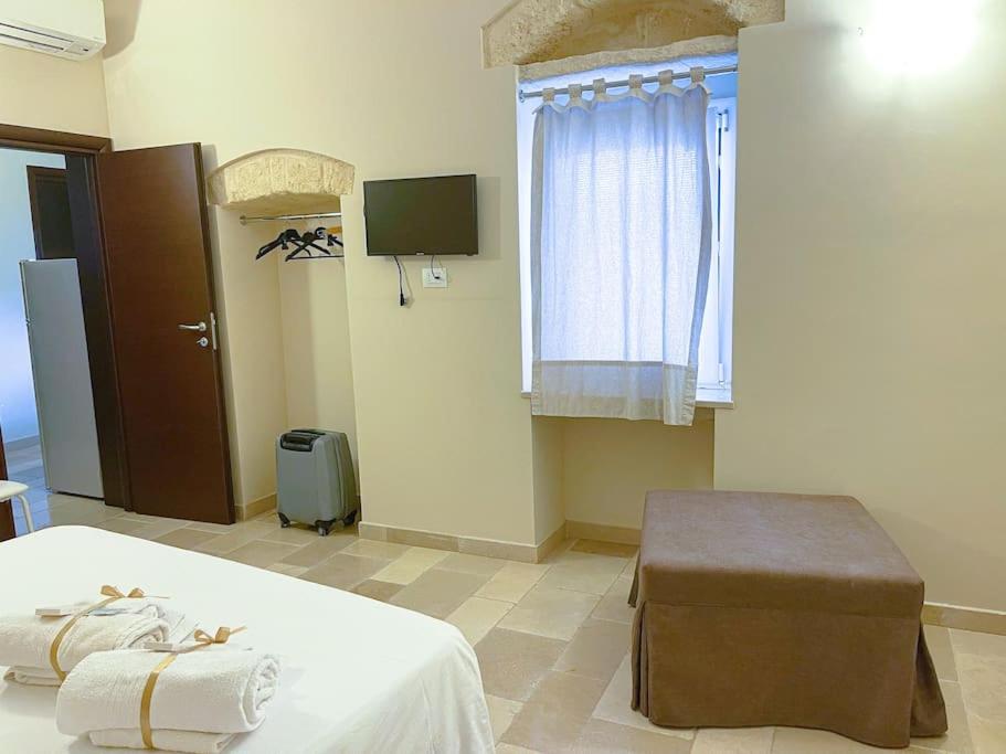 Suitetrails - San Martino House in Trani ROOM 2
