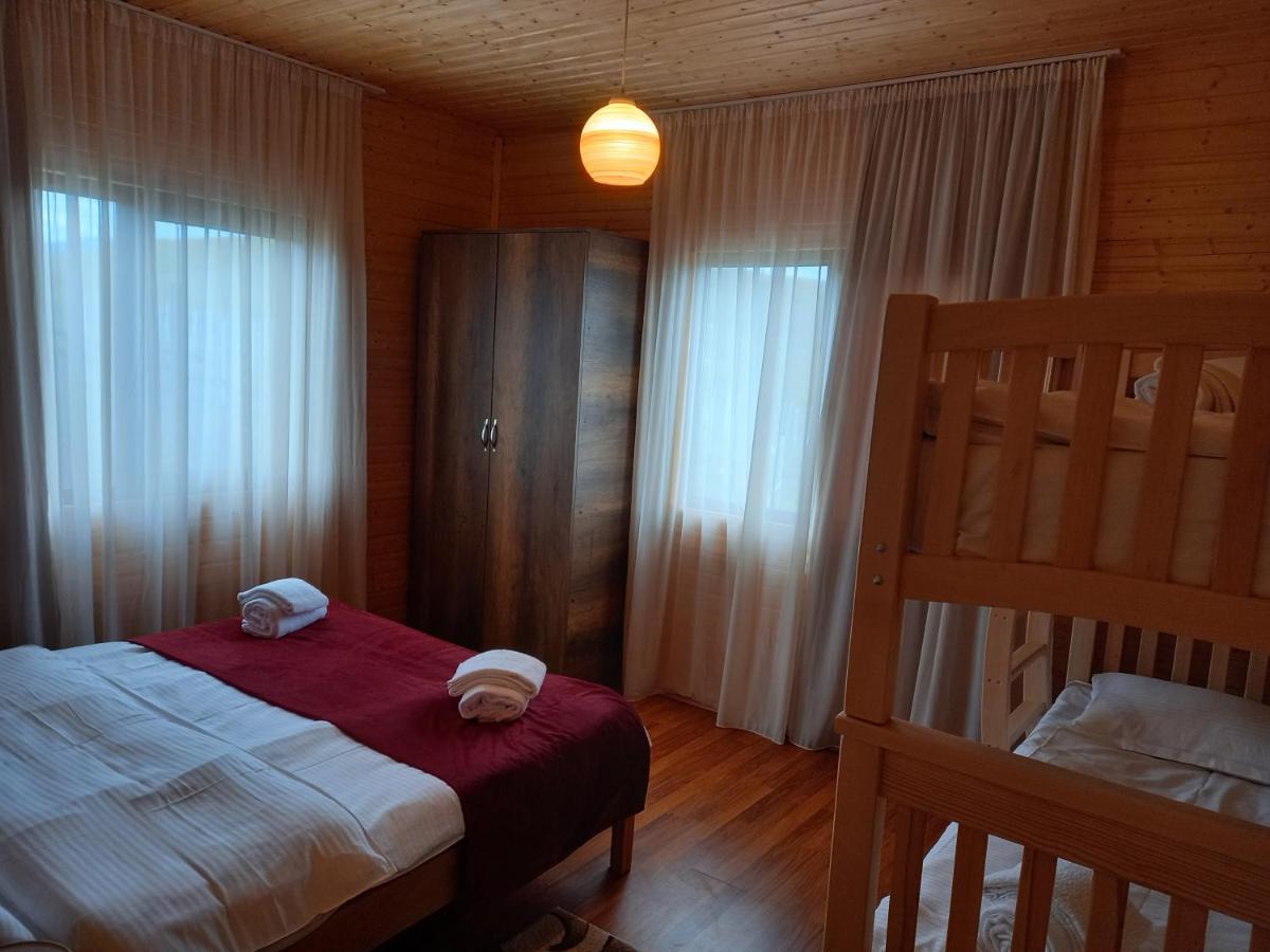 Wooden House Ashuri - Housity