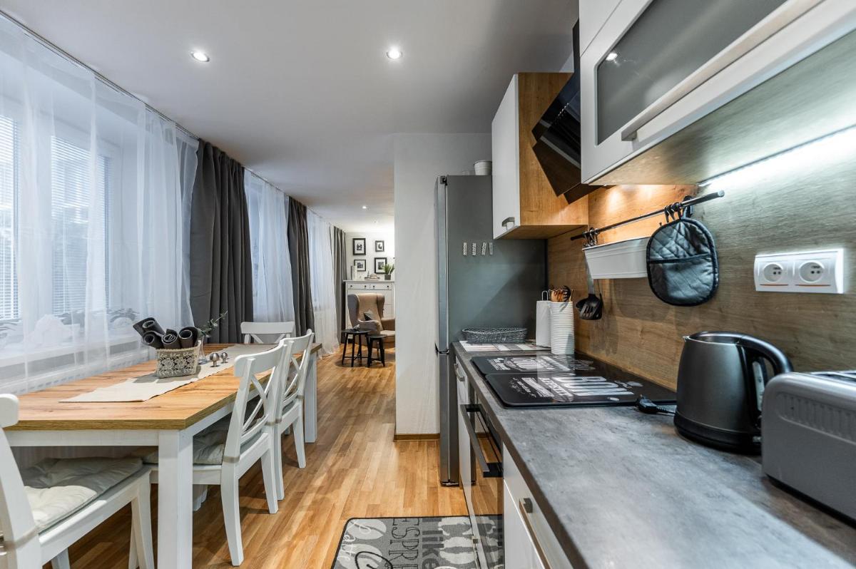 Old Town Apartment Podtatranskeho - Housity