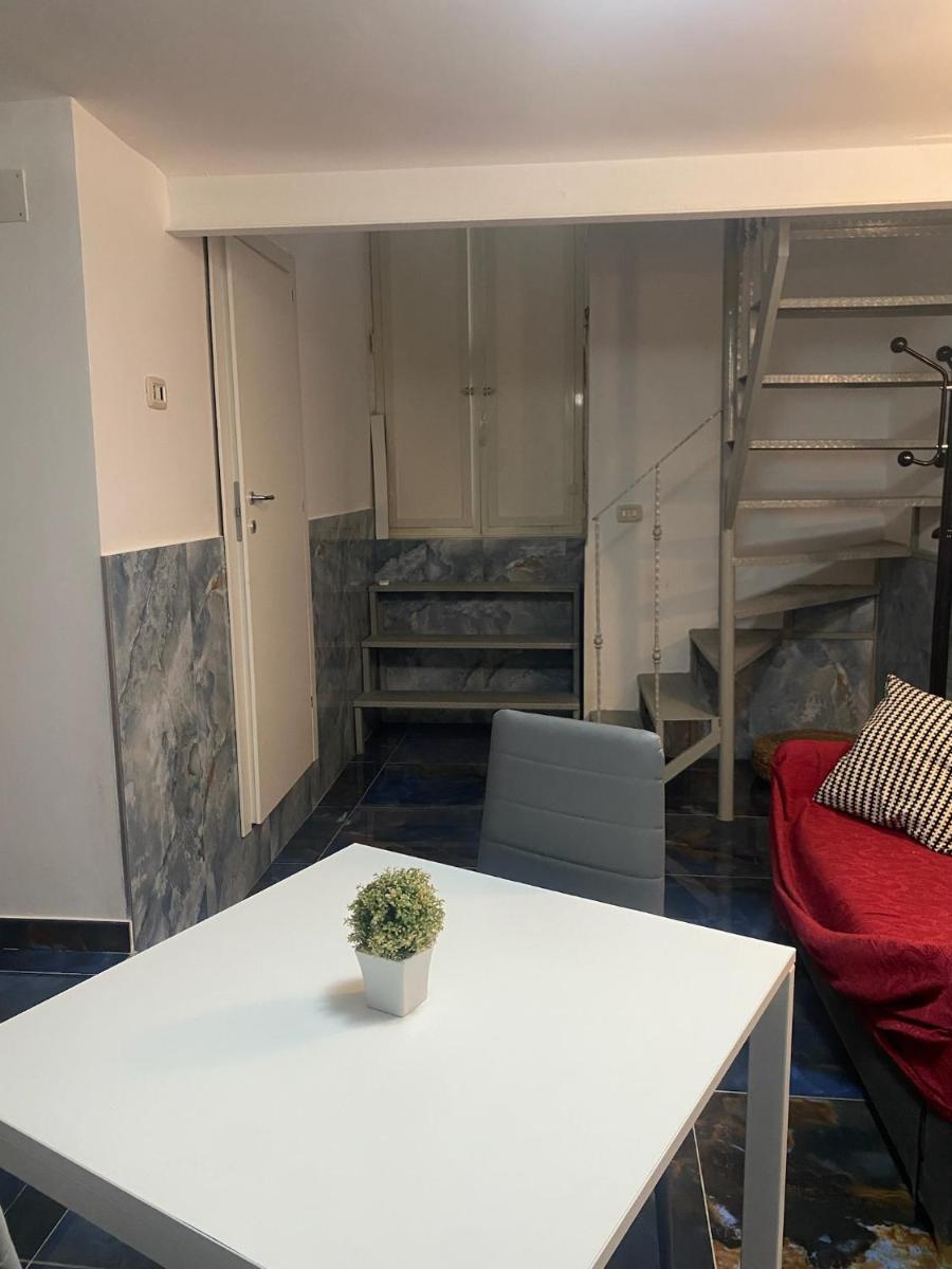 Capodichino Guest House - Housity