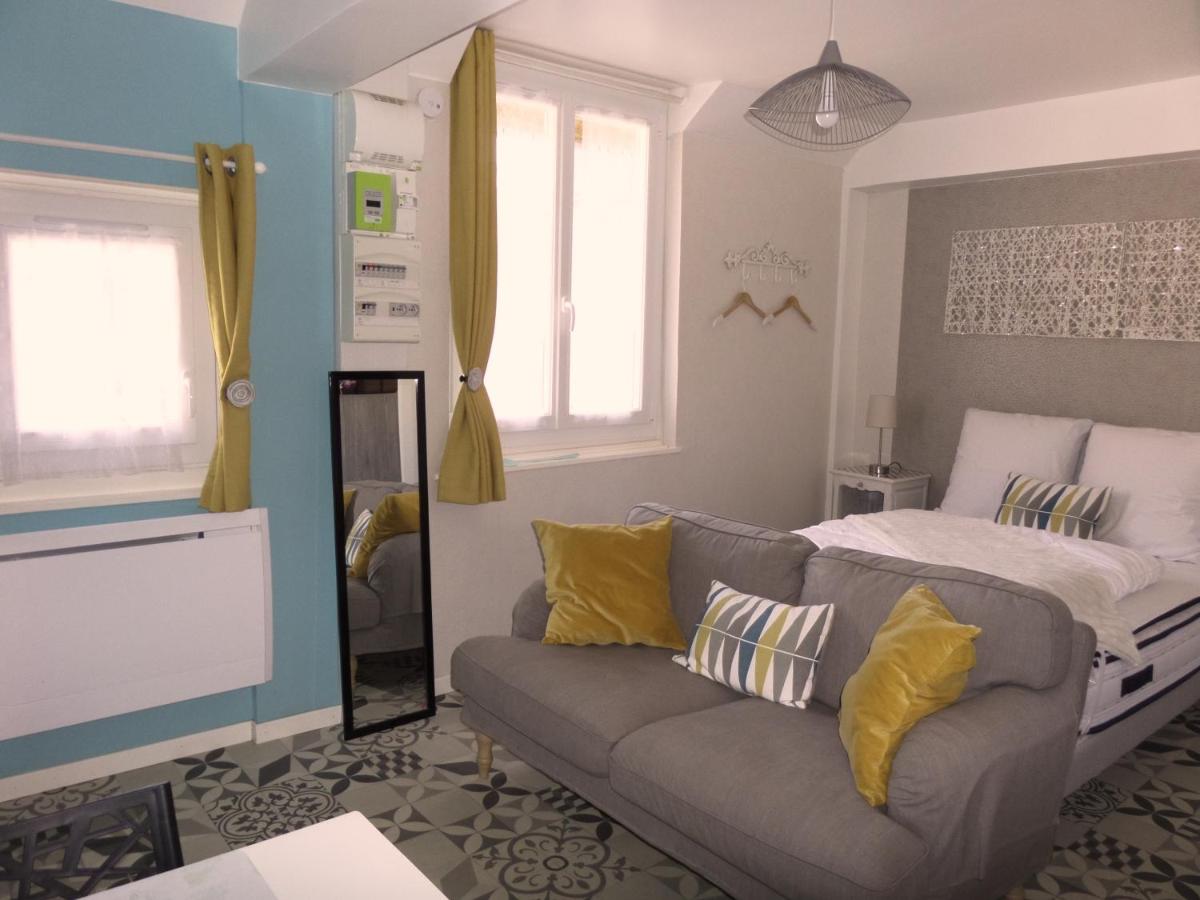 L Escapade - Housity