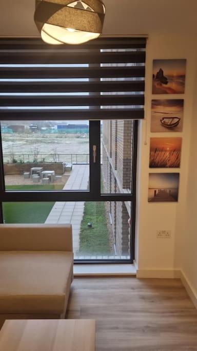 Lovely Super Luxury One Bed Apartment 216 - Housity